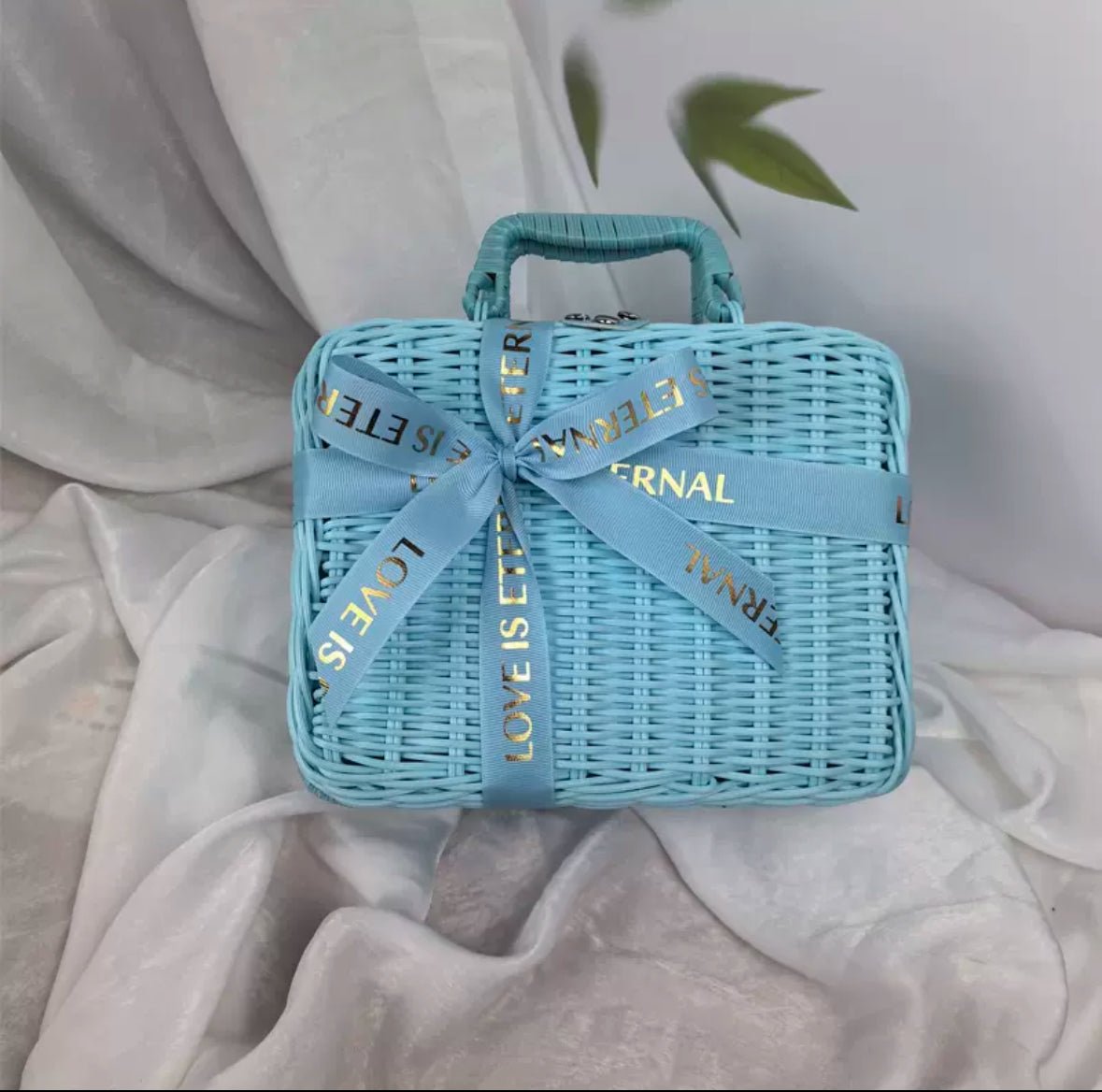 6055 Creative Handwoven Basket - Paper Whimsy Studio